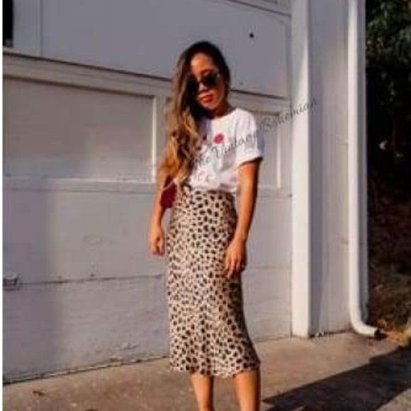 NWT Band of Gypsies Cheetah Silk Midi Skirt - Picture 2 of 4